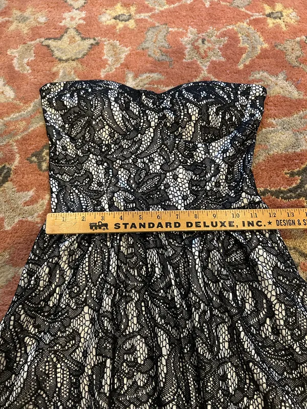 Miami Dress Black Lace Homecoming - Image 3