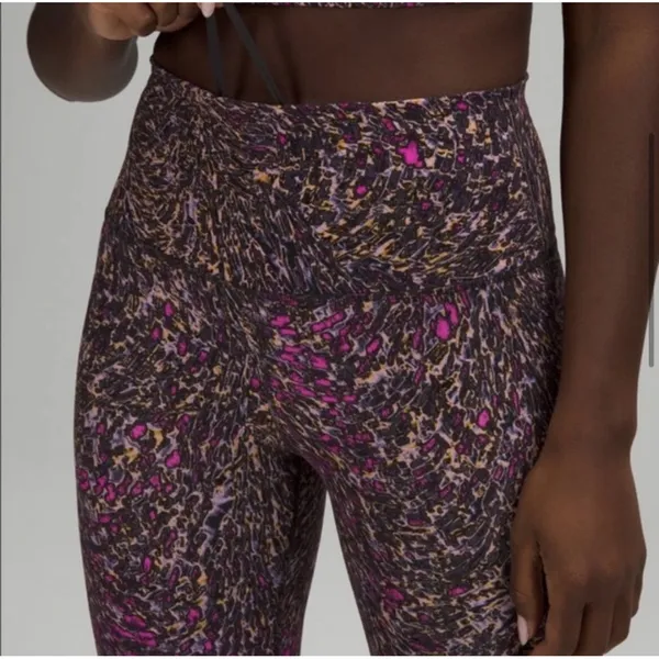 Lululemon Wunder Train High-Rise Tight 28" Topography Multi Purple Pink 12 - Image 4