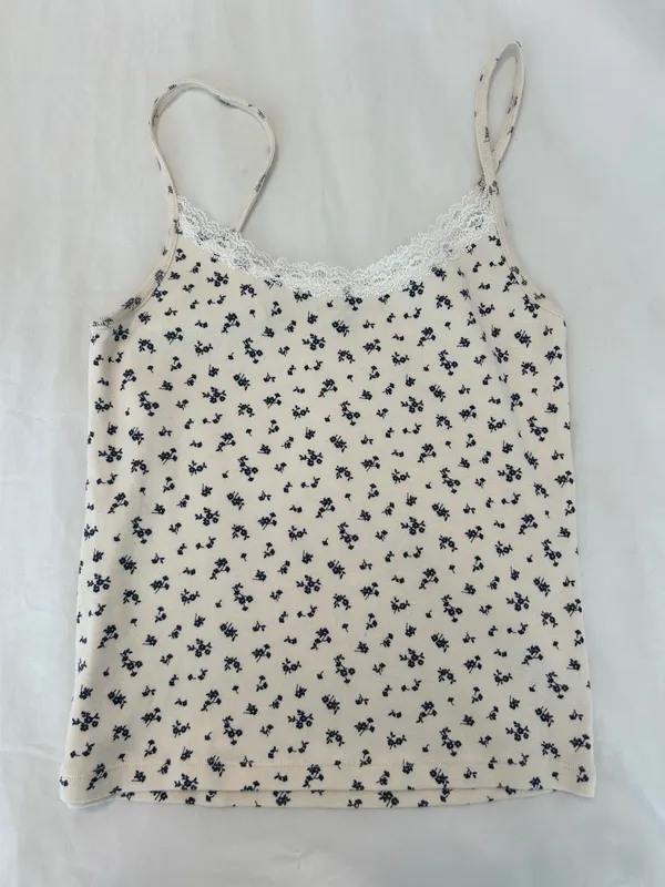 Brandy Melville Tank Top - Image 4