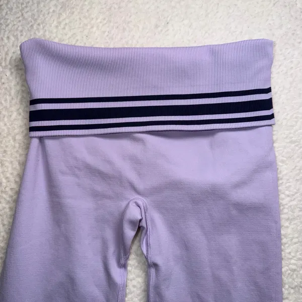 PINK Victoria's Secret Seamless High-Waist Lilac Leggings - Image 3