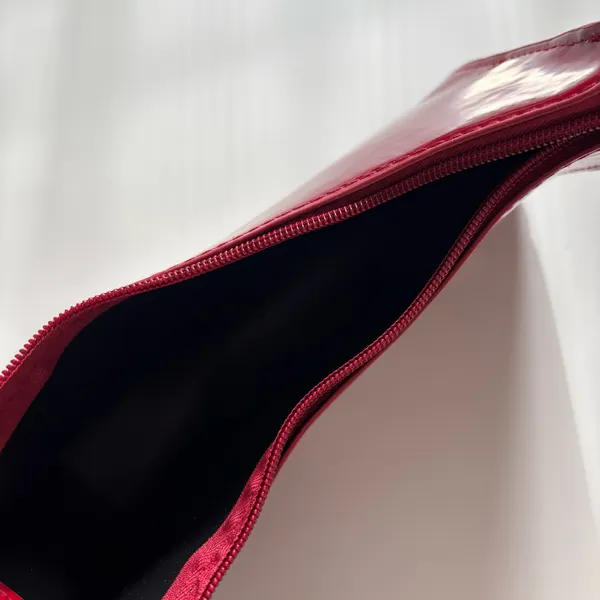 burgundy shoulder bag with gold zipper - Image 6
