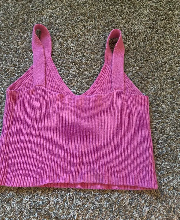 Pink Sweater Tank Size M - Image 3