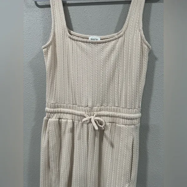 BKE Textured Knit Jumpsuit - Image 9
