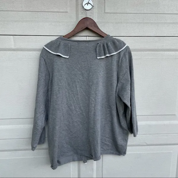 Carmen Marc Valvo Sweater Gray Grey White Ruffle Plus Size 2X - Image 3