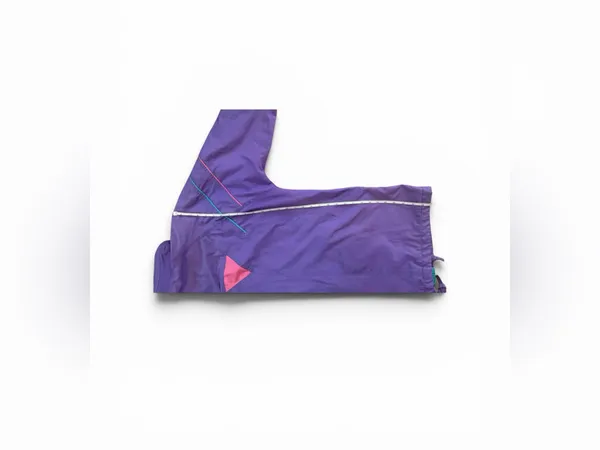 Vintage Purple Jacket with Pink Lining - Image 3