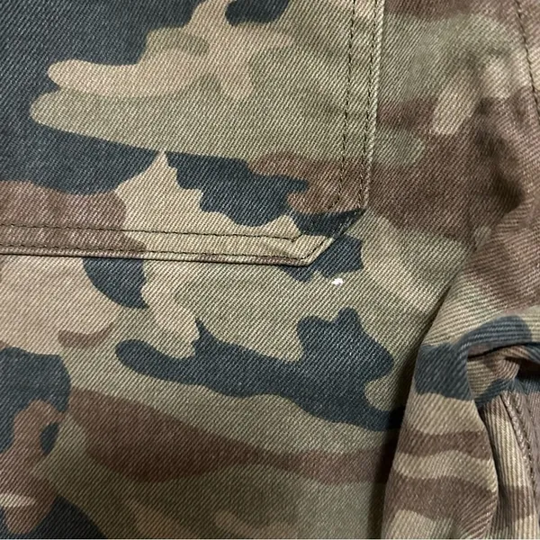 Free People We The Free Remy Camo Cropped Jeans NWT Sz 24 Camouflage - Image 8