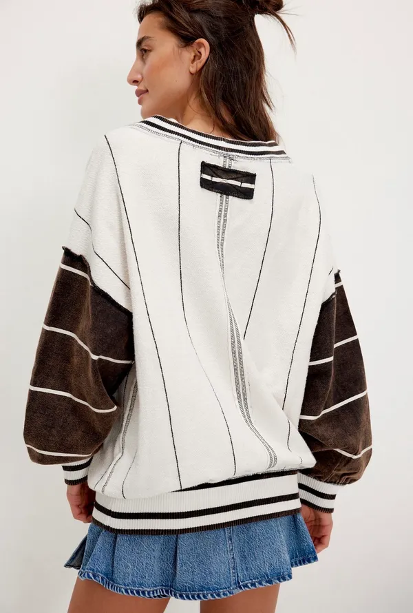 Free People We The Free Time Out Pullover Ivory Brown Oversized Sweatshirt Size L NWT - Image 3