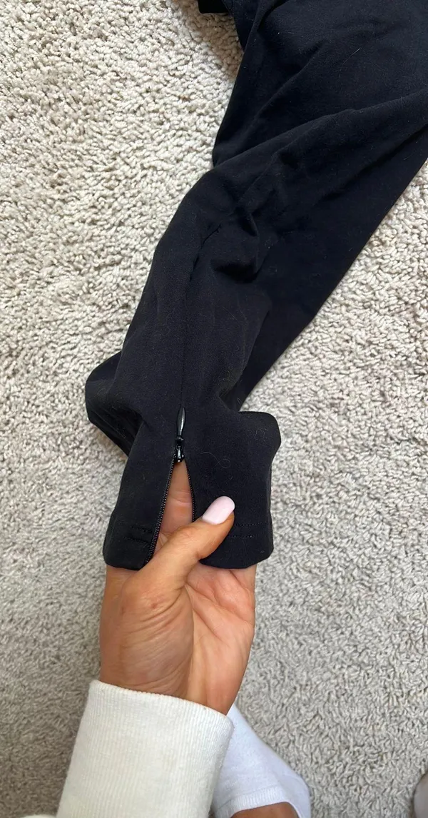 Aritzia TNA YOGA PANT - Image 2