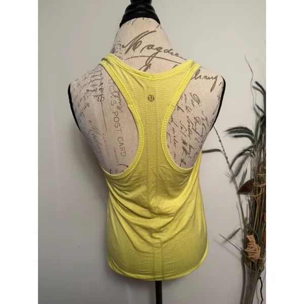 Lululemon Swiftly Tech‎ Racerback Tank Top Yellow Size 10 Athletic Running Gym - Image 3