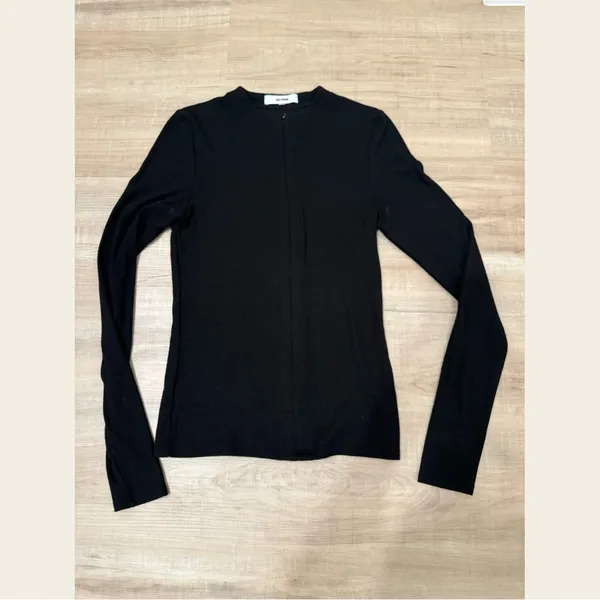 Joah Brown INVISIBLE ZIP LONG SLEEVE! Cross listed on Mercari! - Image 4