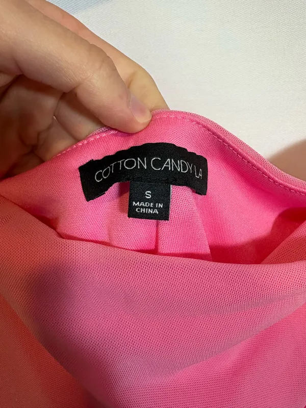 Tight rouged pink formal dress - Image 4
