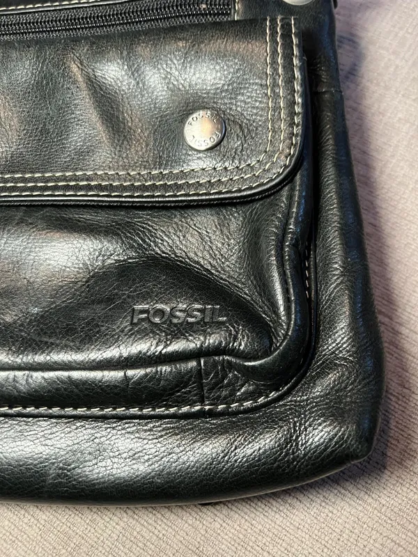 Fossil Crossbody Bag Womens Leather Organizer Purse Adjustable Strap Multiple Po - Image 8