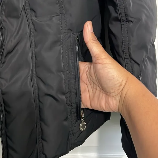 Calvin Klein Women’s Hooded Puffer - Black - Size Small ZIPPER IS BROKEN - Image 8