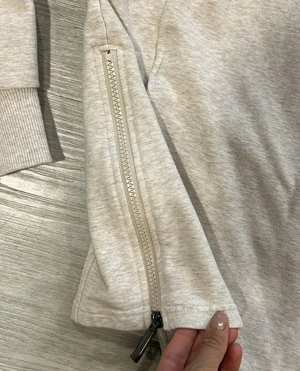 Varley pullover mock neck drawstring sweatshirt with kangaroo pocket - Image 5