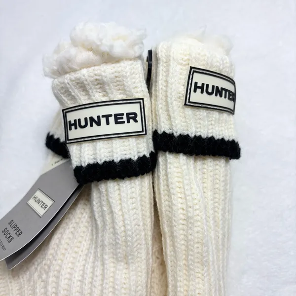 Hunter Cream Cable Knit Socks with Striped Cuff‎ ONe Size Fits Most - Image 4