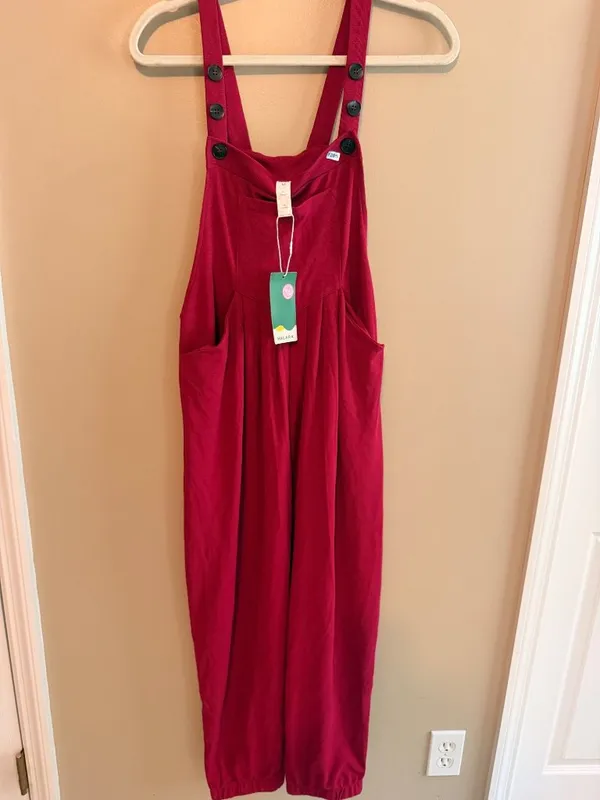 Halara M Peto Red waffle like Adjustable Strap Overalls With Front Pockets Size - Image 2