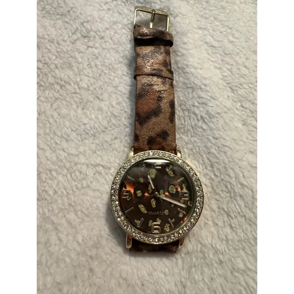 Adrienne Leopard‎ Print Quartz Watch With Rhinestone Bezel & Leather Band - Image 7