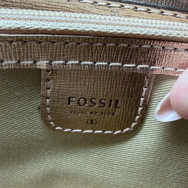 Fossil Women's Cream Wallet-purses - Image 6