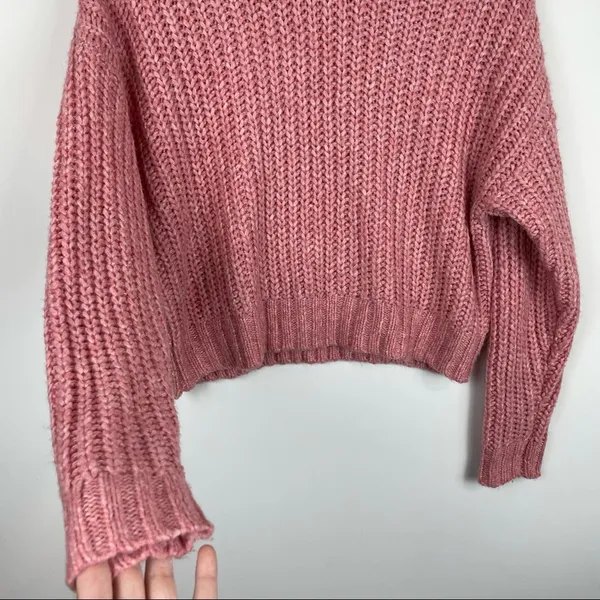 American Eagle Pink Chunky Knit Crop Sweater - Image 6