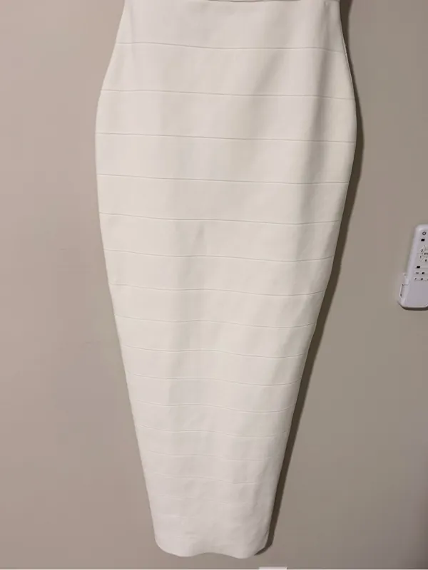 elliatt fiona white fitted bodycon bandage knit maxi gown dress size small - Image 5