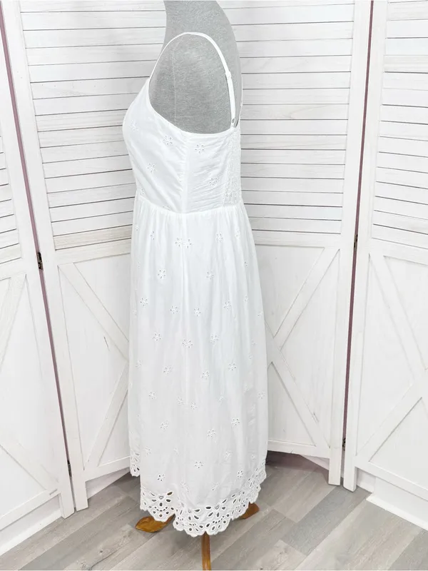 Old Navy White Eyelet Fit Flare‎ Midi Dress Small Sundress Cottagecore Cotton - Image 4