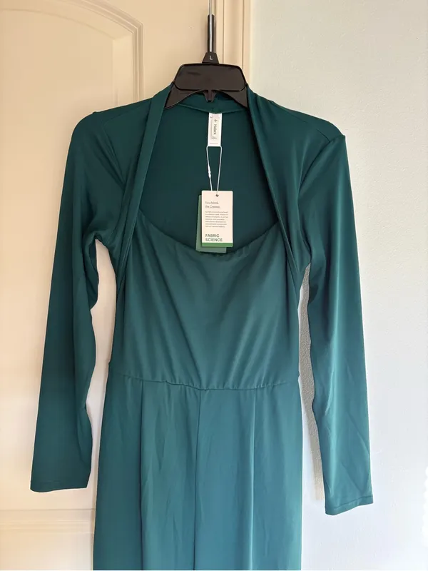 HALARA Emerald Green Wide-Leg Jumpsuit with Square Neck - Image 5