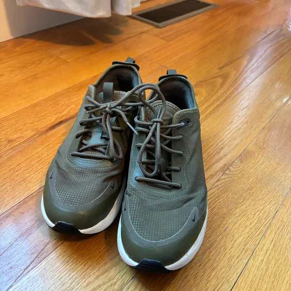 Nike Air Max Dia Sneakers Olive Green Orange Pulse AQ4312-200 Women's Size 7.5 - Image 6