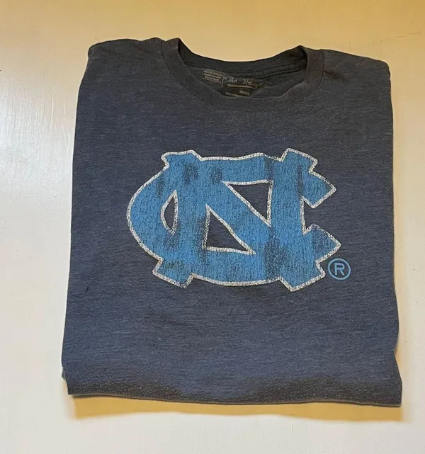university of north carolina shirt - Image 3