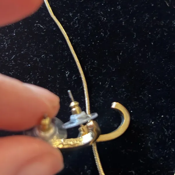 Roman Gold Teardrop Pendant Necklace and Hoop Earring Set - Gold - Image 4