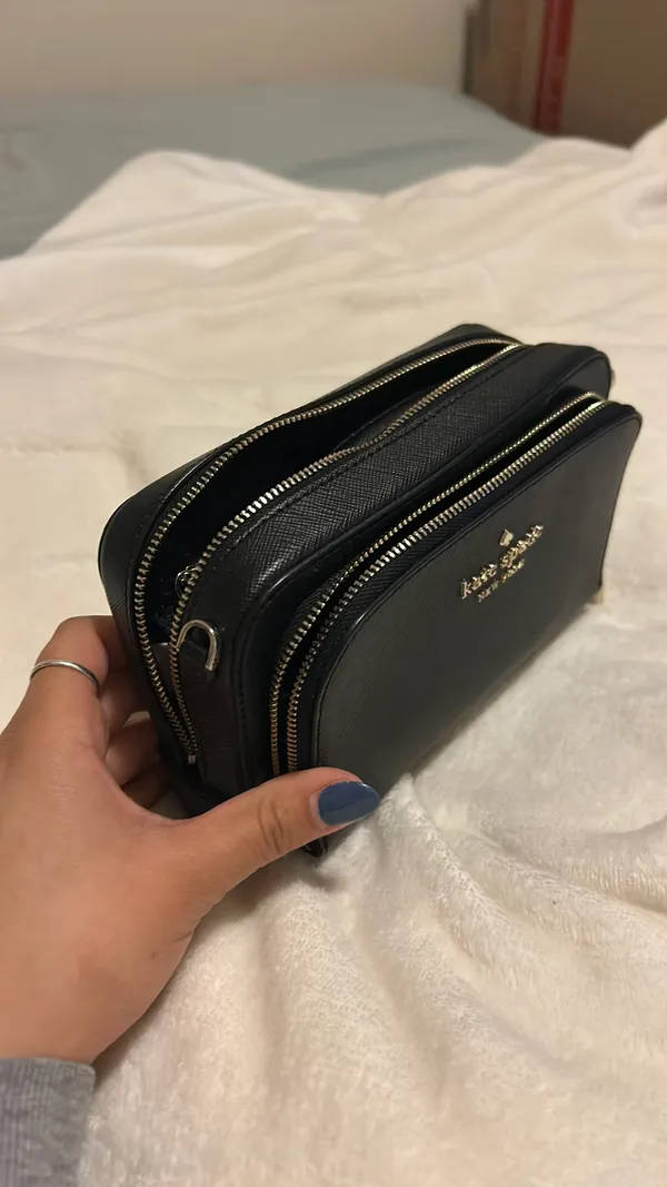 Kate Spade Crossbody Wallet - Image 3
