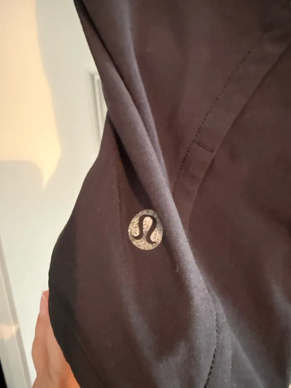 Black Lululemon Shorts Speed Up 4” Mid-Rise - Image 3