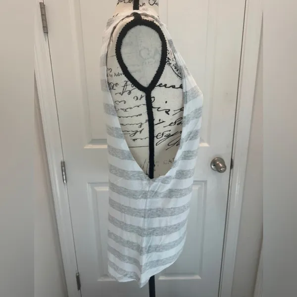 Victoria's Secret Striped Tank Top - Image 4