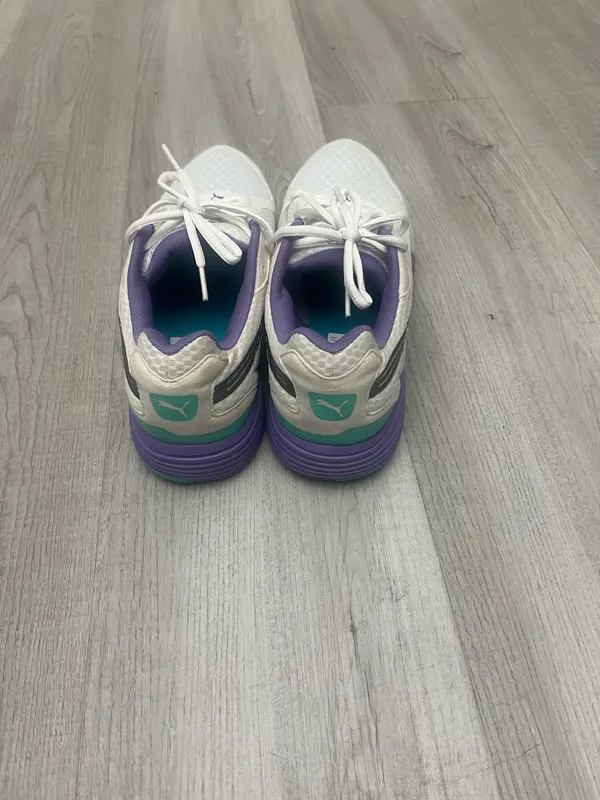 Puma Tennis Shoes - Image 5