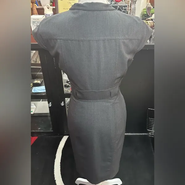 Calvin Klein sz 8 gray dress - Image 3