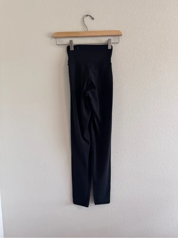 aerie Black High-Rise Crossover Waist Leggings - Image 3