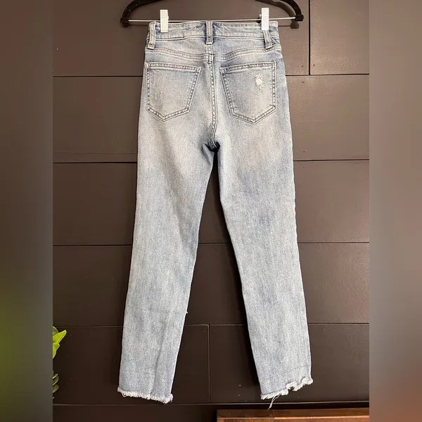 EUNINA Super High Rise Distressed Denim Mom Jeans Women’s Sz 0 Inseam 26” NWOT - Image 3