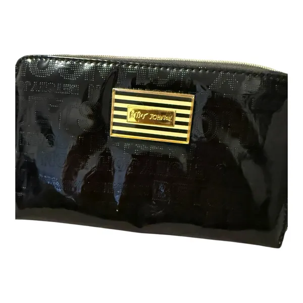 Betsey Johnson Black Pouch with Gold Heart Charm - Image 2