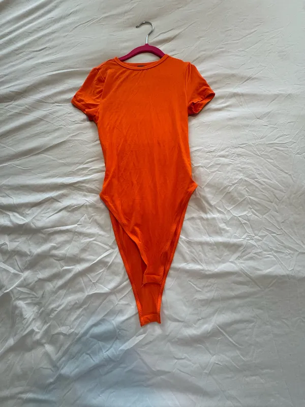 SheIn Orange bodysuit with high neck and short sleeves - Image 3