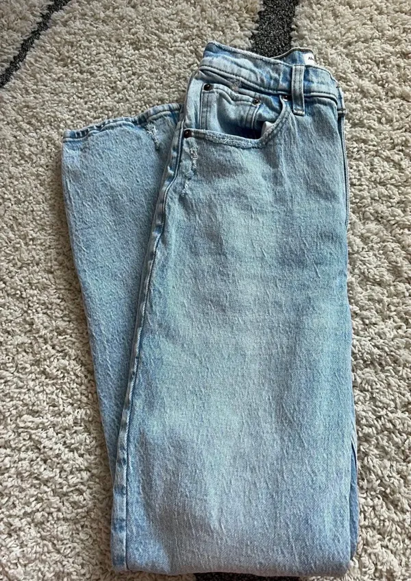 Abercrombie Jeans - Image 3