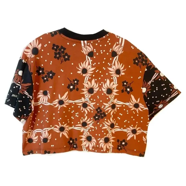 NIKE Top XL Floral Colorblock Pink Coral Logo Garden Party Jersey Cropped Tee - Image 3