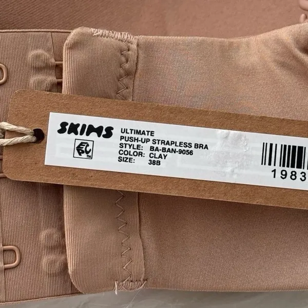 Skims Ultimate Pushup Strapless Bra Clay Size 38B - Image 9