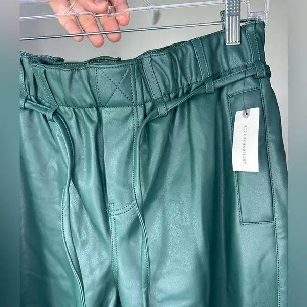 Anthropologie Pilcro Faux Leather Soft Parachute Pants Green Size S‎ NWT - Image 4