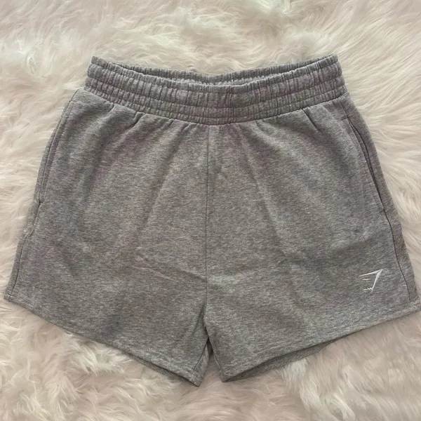 Gymshark Training Fleece Shorts Light Grey Core Marl Size Small - Image 2