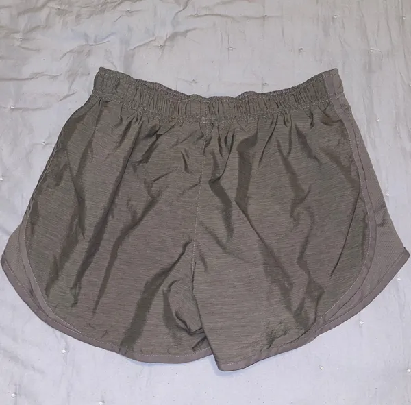 Nike Gray  Shorts - Image 2