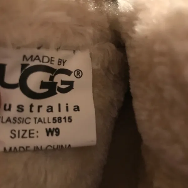 High UGG Tan Boots Size US 9 - Image 8