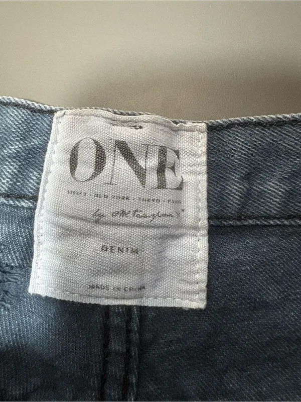 ONE TEASPOON Distressed High-Rise Blue Denim Shorts - Image 4