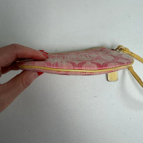 Y2K Coach Madison Op Art Pink Yellow Ombré Mini Wristlet 2009 Patent Leather - Image 7