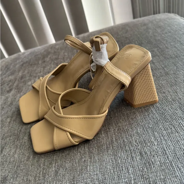 Amazon Elegant Beige Strappy Heels - Image 4