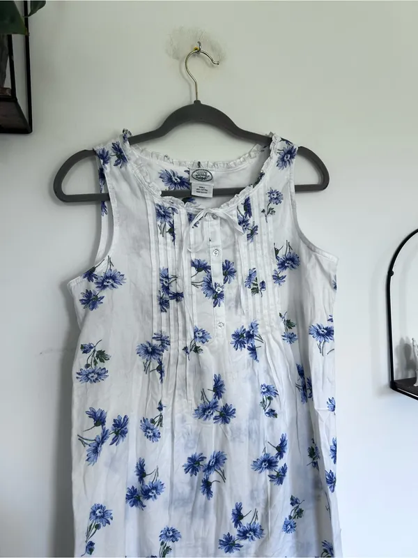 Vintage Laura Ashley 100% Cotton White & Blue Floral Print Nightgown Midi Dress - Image 2