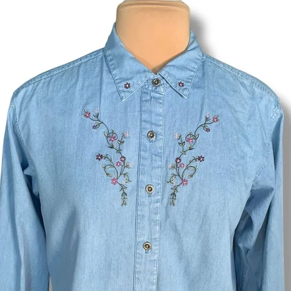 Vintage 90s‎ Embroidered Chambray Denim Shirt Button Down Floral Long Sleeve - Image 2